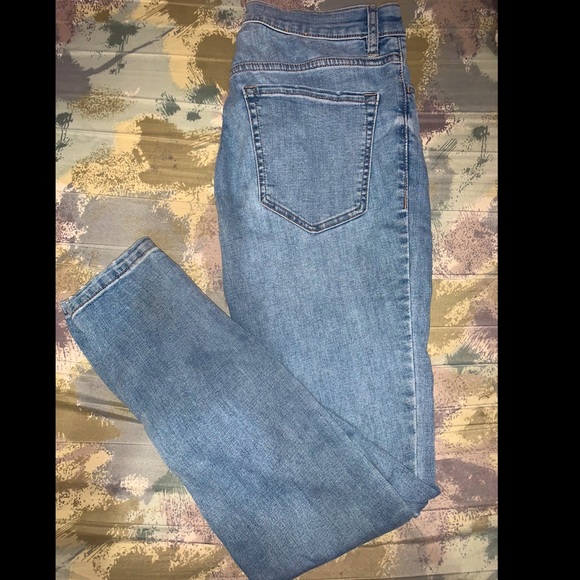 Skinny Blue Jeans